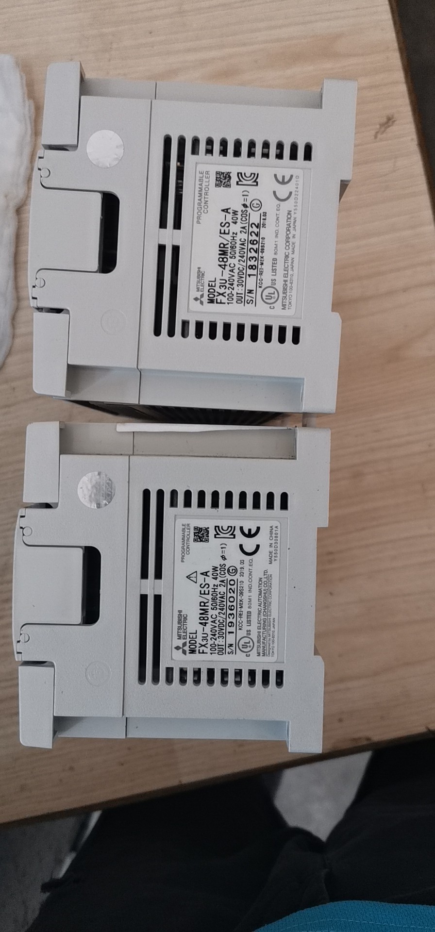 日本三菱原裝PLC與國產(chǎn)三菱PLC區(qū)別在哪，我們應該如何鑒別？